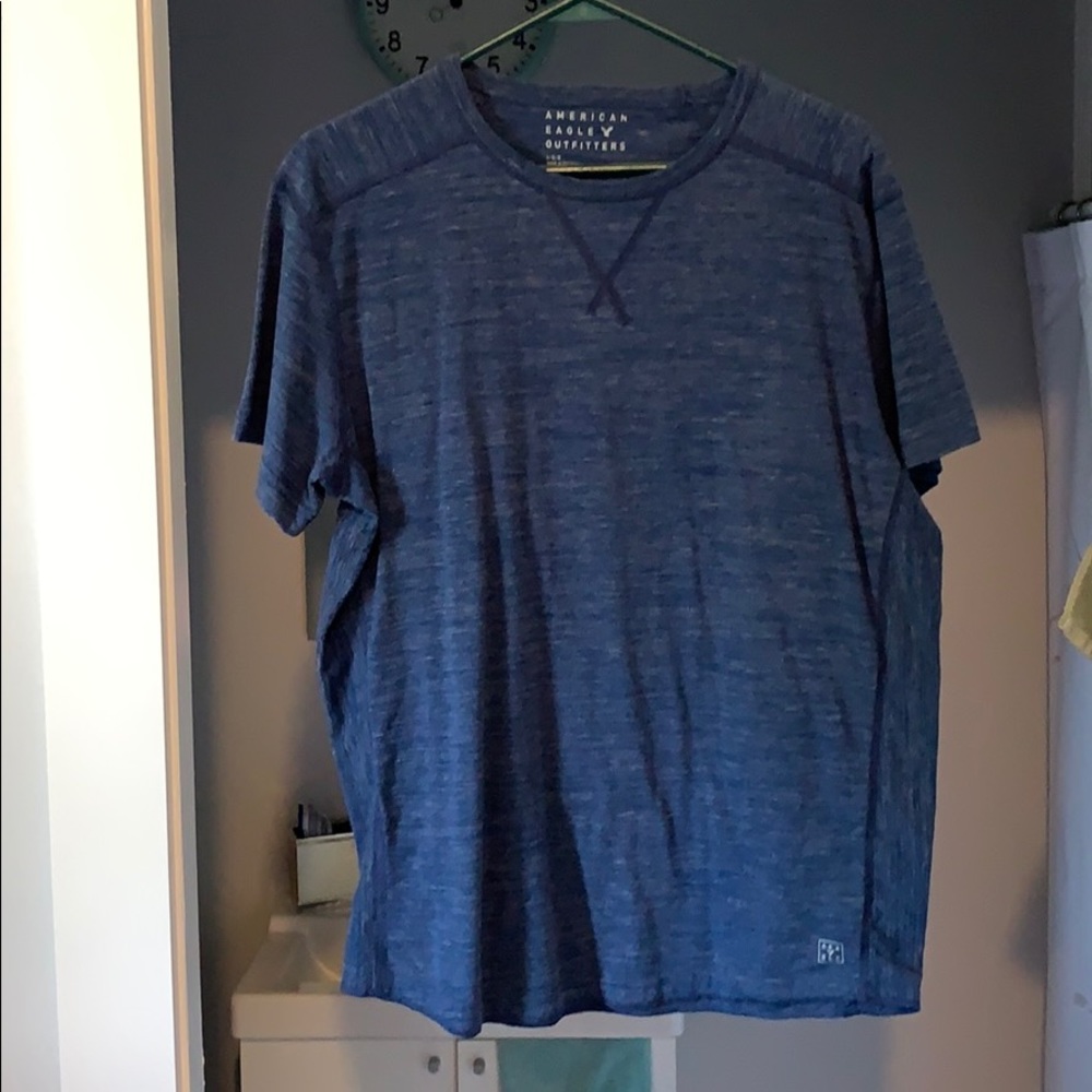American Eagle blue flex fit tee
